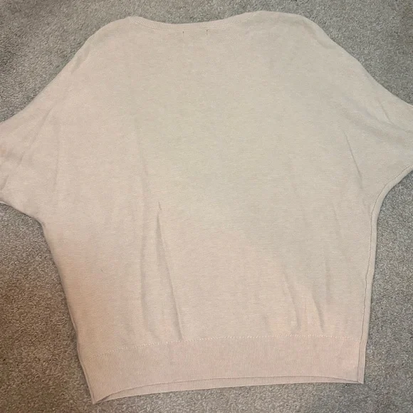 Quince Size M Cream Batwing Womens Sweater - Picture 5 of 8